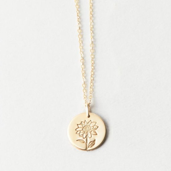 Sunflower Engraved Cute Floral Minimalist Necklace - Picture 6 of 16
